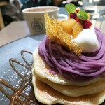 ミカサデコ＆カフェ神宮前 - 紫モンブランパンケーキ