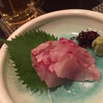 日本酒とおばんざいの京酒場 みとき - 鯛のお造り