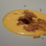 みえ田 - ◆鞍馬牛・九条ネギのすき焼き風。上にはタップリの「白トリュフ」という、これも贅沢な品。