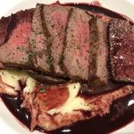 ark二俣川 - 葡萄牛のステーキ赤ワインソース添え