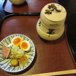 瓢亭 - 八寸　瓢三つ重ね鉢 