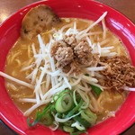 麺屋 蔵の助 - 味噌ラーメン 炙りチャーシュー1枚 928円 ＋ 大盛 108円