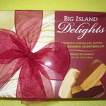 Big Island Delights - 2017年の｢アソーティッド･チョコレート･ディップド･マカダミア･ショートブレッド｣＄10.95