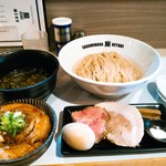 Sagamihara 欅 - 味玉つけ麺(税込１０００円)+チャーシュー丼(同じく３００円)