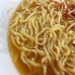 中華飯店 華宴 - ピリ辛ラーメン