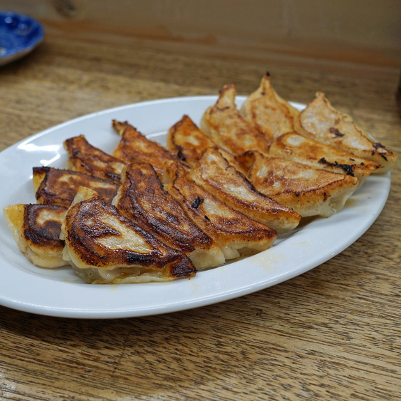 餃子荘ムロ>