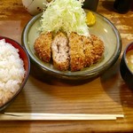 とんかつ おさむ - メンチカツ定食 750円