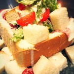 アカリ バル - BOXシーザーサラダ