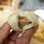 久米食堂 - 具材を湯葉で包んだ珍しいタイプ。