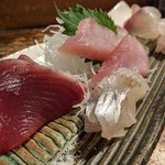 天史朗鮨 - お刺身盛り合わせ　鮮度が良いので塩で頂きます
