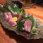 彩り和食と完全個室 椿 - 個室居酒屋 つばき 大宮店(埼玉県さいたま市大宮区仲町) 鮪三種盛り 1380円