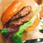76850497 - ダブルハンバーガー