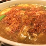 味奈登庵 - カレー南蛮そばには唐辛子だ！  
      ブチまけろ！  #BCMKR!  