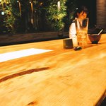 こ熊や - 桜の一枚板のカウンターテーブル！
