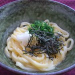 さぬき路 - 釜玉うどん　　　　　　　　６９０円