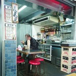 珍々軒 - 奥は酒飲み席？