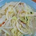 珍々軒 - 野菜もボリューミー！