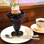 カフェ エルミタージュ - 2017.4④ コーヒーゼリーパフェ￥580、ランチドリンクのコーヒー♪