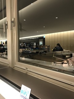 ANAラウンジ -