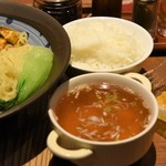 担々麺 錦城 - 汁なし麻婆麺（平打麺）＋ライス小