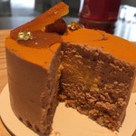 ザ マンダリン オリエンタル グルメショップ - オレンジムースのスイーツの断面 2016/10/14