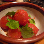 炭火焼肉 あもん - トマトのキムチ：珍しいでしょ～トマト好きにはたまりません