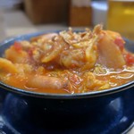 家庭料理 小川 - 野菜とソーセージのトマトソース煮