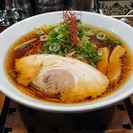 麺舎 ヒゲイヌ - 醤油ラーメン並750円込