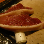 炭火焼肉 あもん - 鴨葱：しっかりした鴨の風味を味わいました