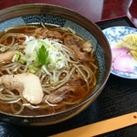 そば処 本丸東 - 冷たい鶏肉蕎麦