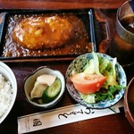 グリル国 - ハンバーグチーズ焼き定食