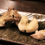 木山 - 油物　秋田天然舞茸　カワハギ　肝醤油で　