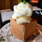 紅茶の店 ARIEL - ハニートースト