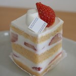 76889046 - ガトーフレーズ580円 