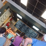 Ultimate Burger - 店内