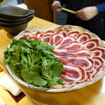 柳家錦 - ヒグマのバラ肉登場