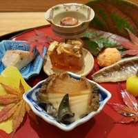 日本料理 太月 - 八寸　秋らしいお盆ですね♪