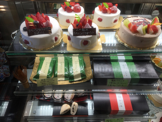 アンテレサント ミルフィユ Interessant Mille Feuille 荒田八幡 ケーキ 食べログ アンテレサント ミルフィユ Interessant Mille Feuille 荒田八幡 ケーキ 食べログ