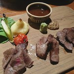 Yonekura - 牛肉三種食べ比べ