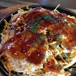 Hiroshimafuu Okonomiyaki Ando Teppanya Kikoubou Sansouka - 肉玉そば+ホットコーヒー 920円→500円　（ランパスvol.10提示）