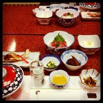 山景館 - 鯉の刺身と煮付け、イワナの塩焼きなど。