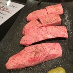 焼肉 山水 - 