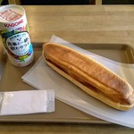 リトル マーメイド - 「パニーニ（ベーコン&トマト）」と「食事と一緒に飲むサラダ」