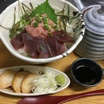 Nondo - 海鮮ダシ茶漬けです。丼からのダシ茶漬け。2度美味しい