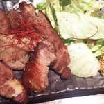 飲んべぇ食堂 らくだ屋 - 豚ロース焼き