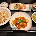 中国料理 本店栄龍 - 