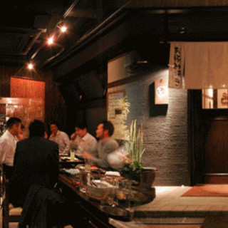 《全席鉄板設置済》みんなでワイワイ楽しめるアットホームな空間