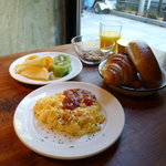 ファクトリー - 