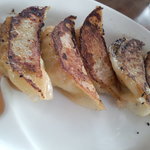 武蔵ラーメン - 武蔵ラーメンセット５９８円の餃子５個　小振りだがこの価格は破格！