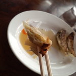 武蔵ラーメン - 餃子も比類なきウマさ！高次元の味に舌を巻く！